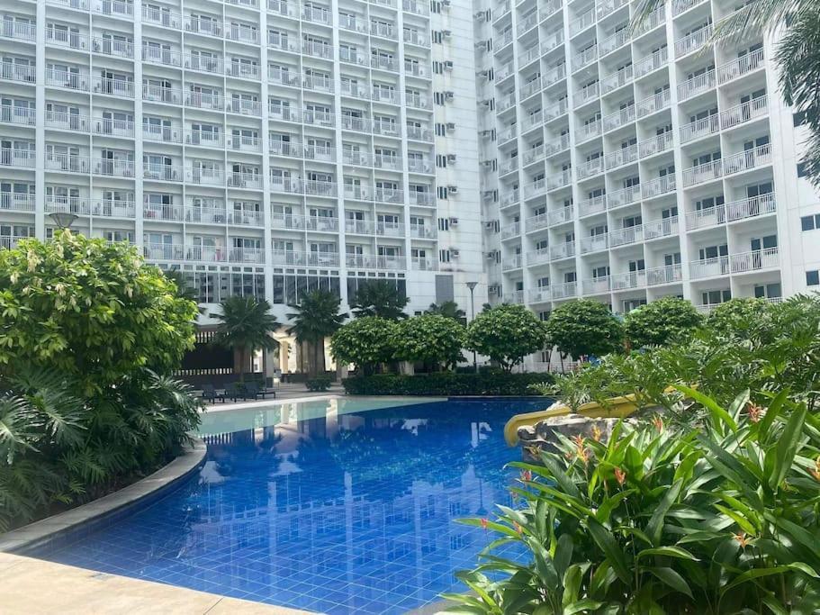 Shore 1 & 3 Residences Moa 1Br With Balcony By Darpm 마닐라 외부 사진