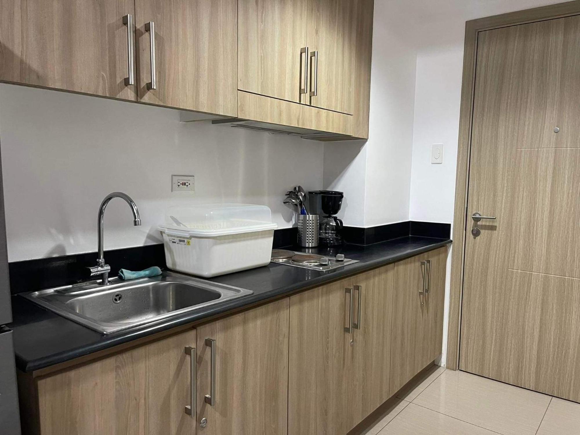 Shore 1 & 3 Residences Moa 1Br With Balcony By Darpm 마닐라 외부 사진