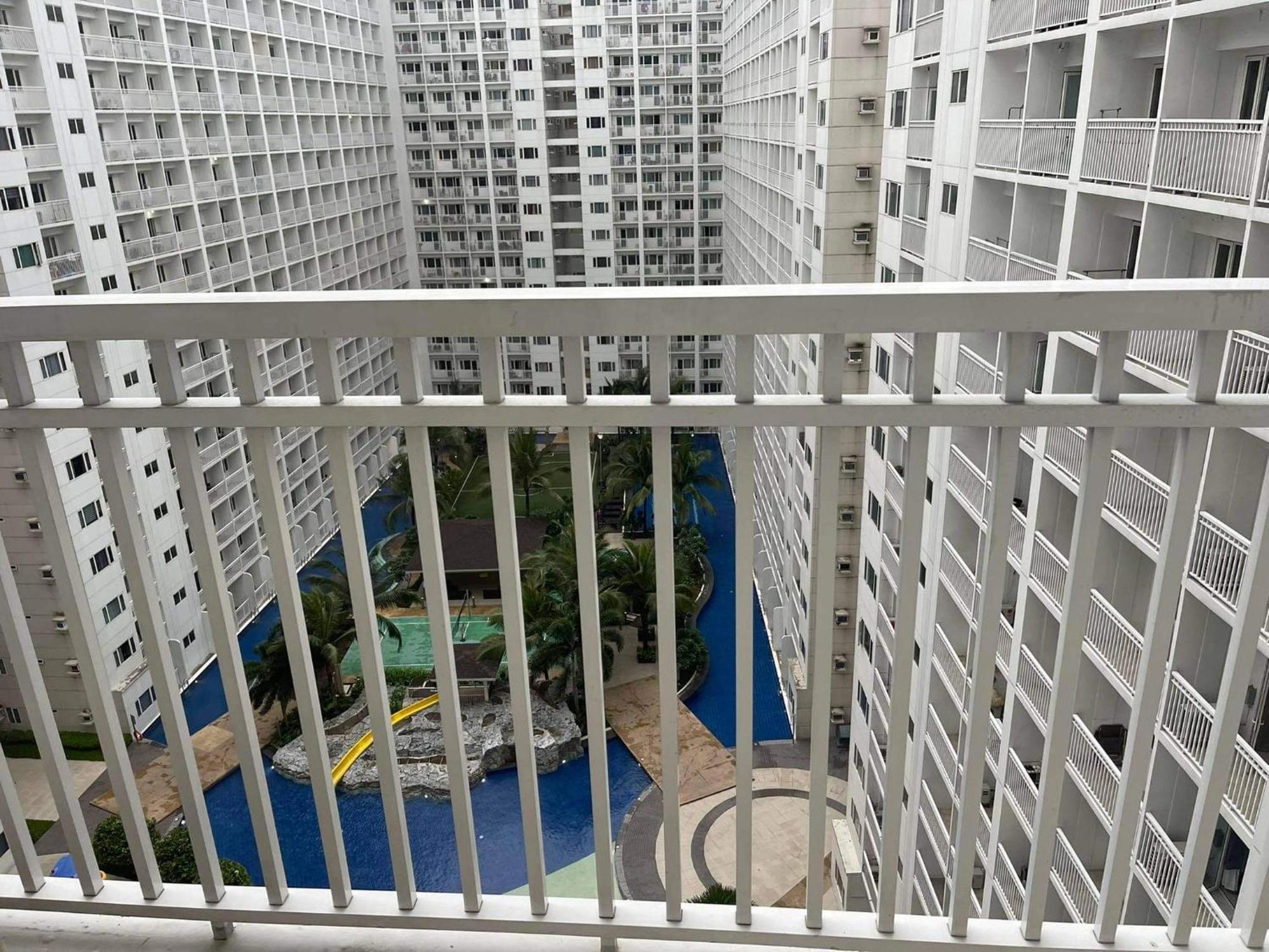 Shore 1 & 3 Residences Moa 1Br With Balcony By Darpm 마닐라 외부 사진