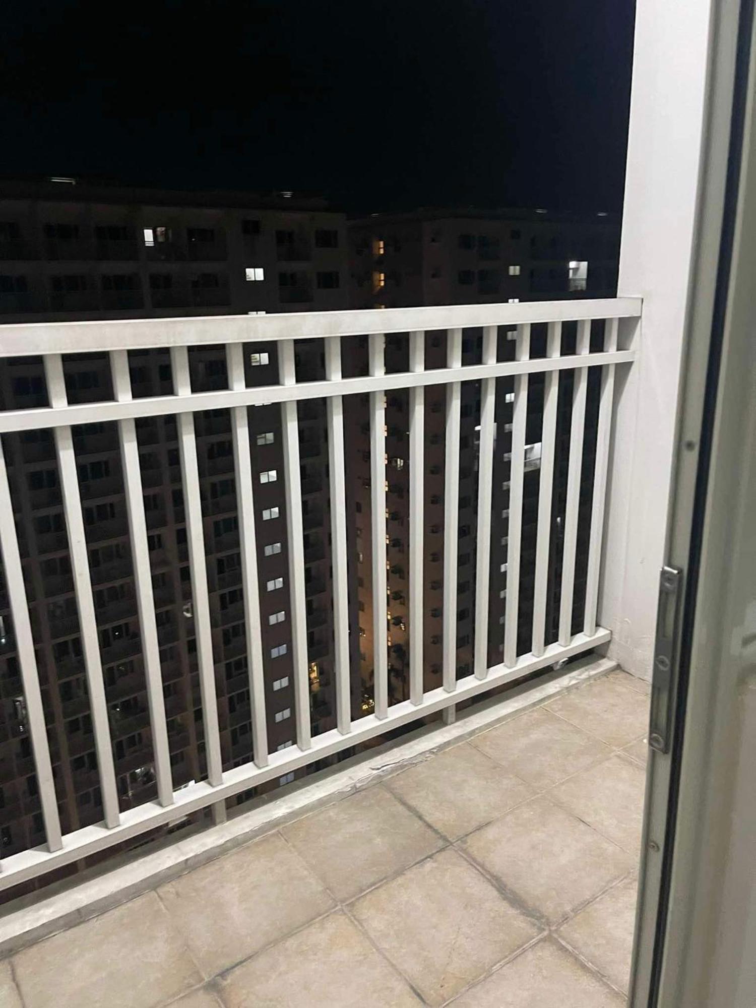 Shore 1 & 3 Residences Moa 1Br With Balcony By Darpm 마닐라 외부 사진