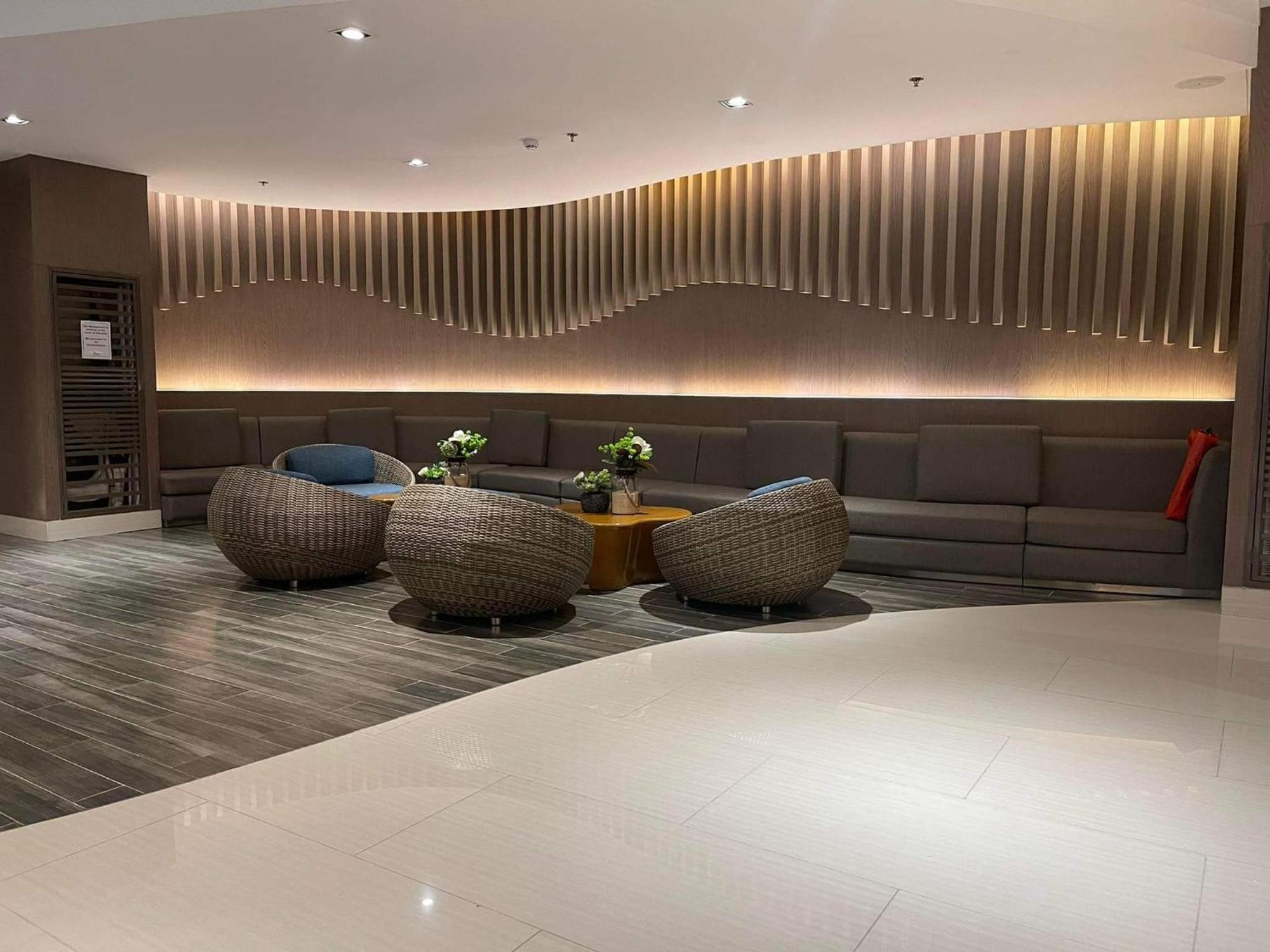 Shore 1 & 3 Residences Moa 1Br With Balcony By Darpm 마닐라 외부 사진